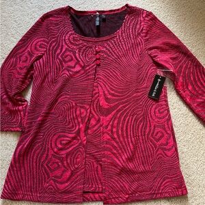 Allie & Rob Red Patterned Women's Top